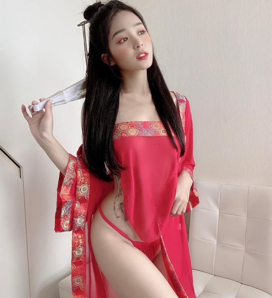ngo nhu quynh 15
